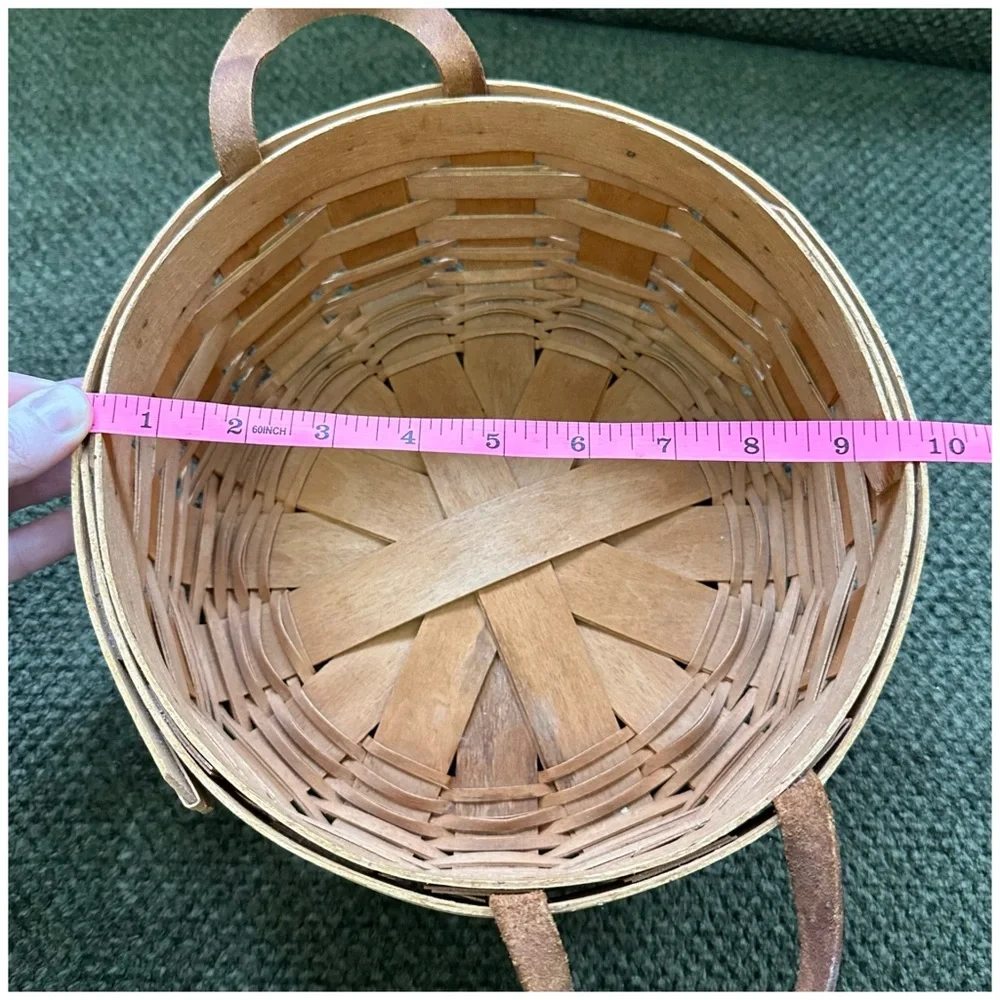 Longaberger Round Basket 10” - Picture 9 of 15